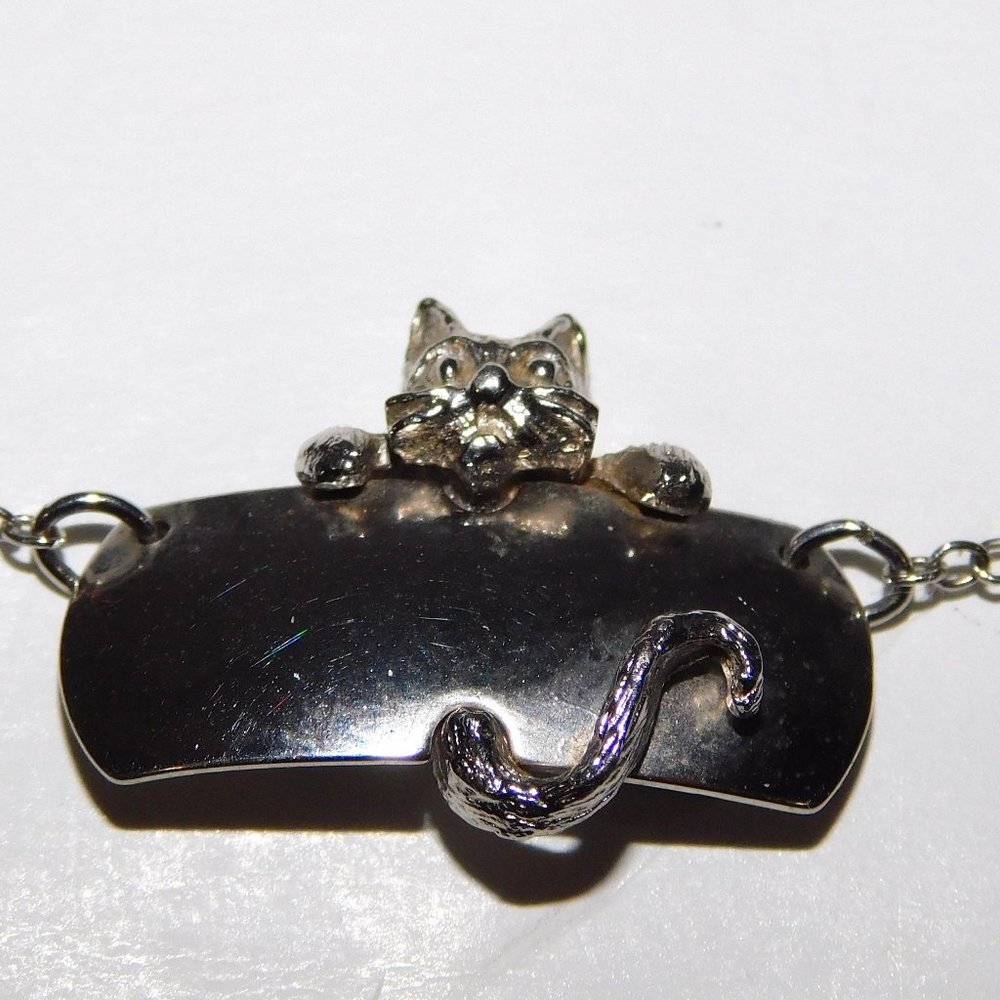 Vintage Sarah Canada Cat Necklace engravable